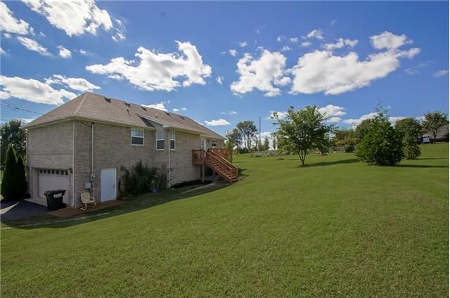 376 Lakeway Ter, Spring Hill, TN 37174