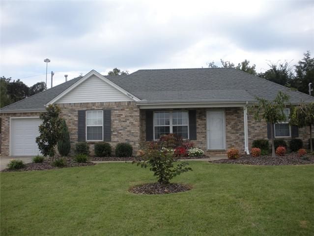 10018 Syracuse Dr, Smyrna, TN 37167