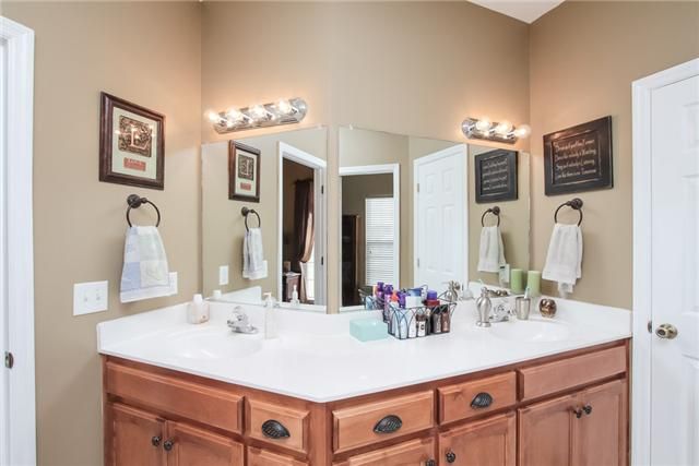 313 Michael Cir, Mount Juliet, TN 37122