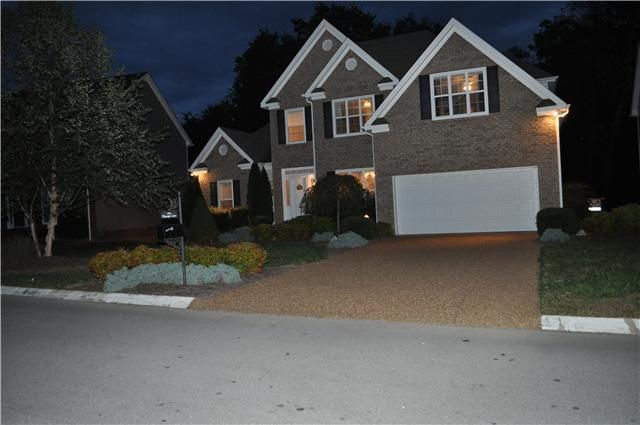 1041 Watauga Ct, Thompsons Station, TN 37179