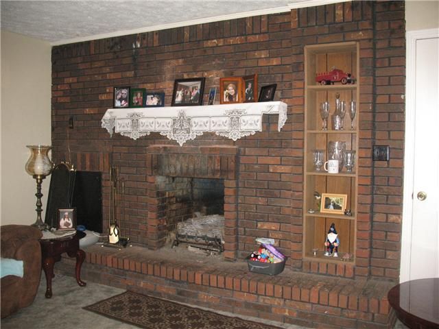 1266 Claylick Rd, White Bluff, TN 37187