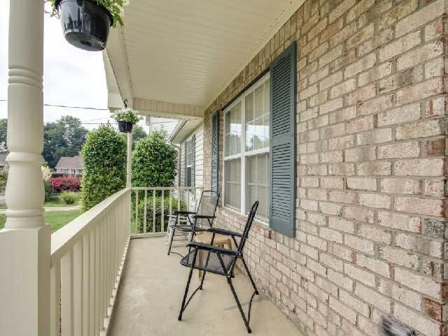 732 Stone Hedge Dr, Old Hickory, TN 37138