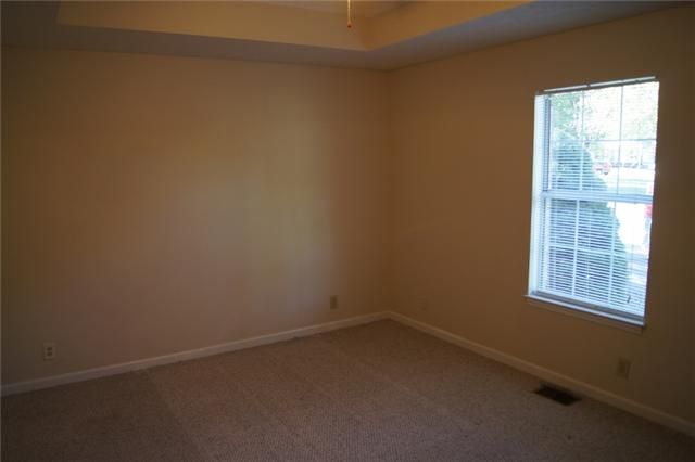 502 Laura Dr, White House, TN 37188