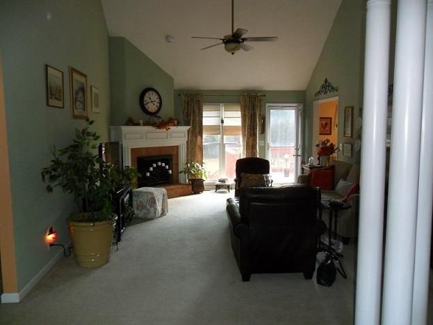 3326 Meadowhill Dr, Murfreesboro, TN 37130