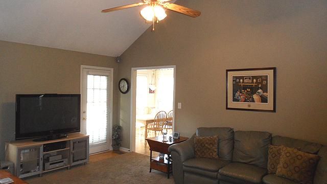 1034 Heatherwood Rd, Pleasant View, TN 37146