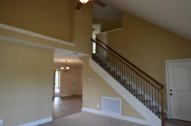 909 Tanager Ct #101, Lebanon, TN 37087