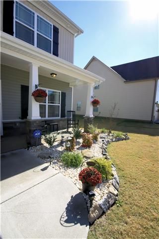 2076 Red Jacket Trce, Spring Hill, TN 37174