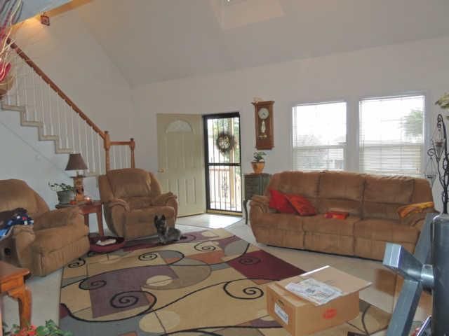 1420 Tuffnell Dr, La Vergne, TN 37086