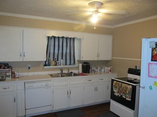 92 Conditt Hollow Rd, Elmwood, TN 38560