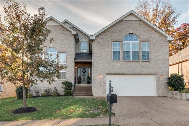 7279 Sugarloaf Dr, Nashville, TN 37211