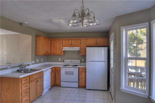 1127 Mcdonough Cir, Thompsons Station, TN 37179