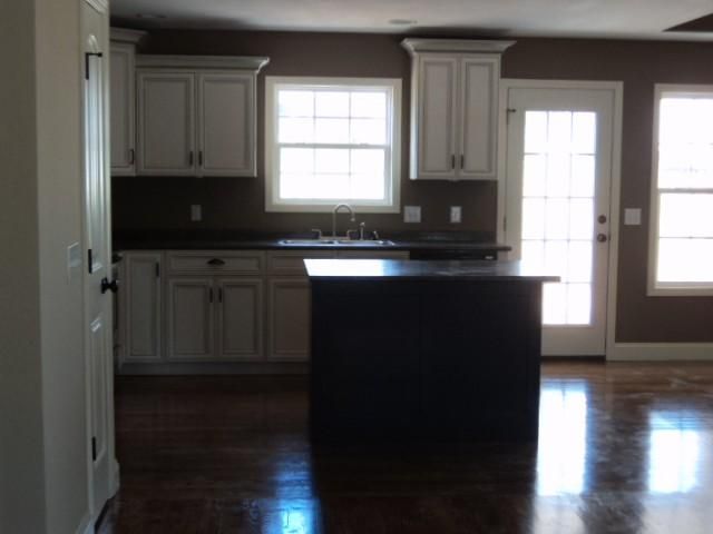 1042 Richards Trce, Orlinda, TN 37141