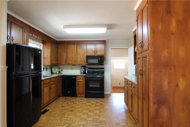 2003 Ransom Dr, Murfreesboro, TN 37130