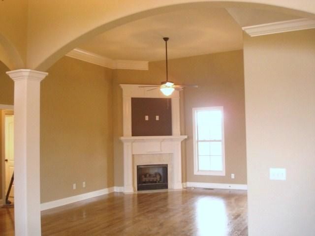 440 Limestone Ct, Gallatin, TN 37066