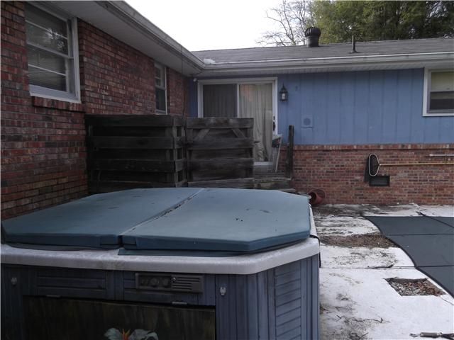 1024 Nesbitt Dr, Nashville, TN 37207