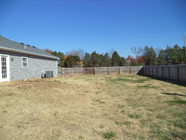 2422 Quest Ave, Murfreesboro, TN 37130