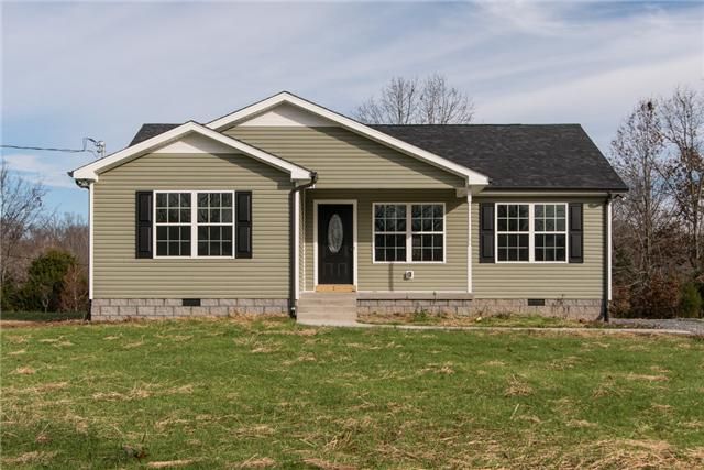1927 Old County House Rd, White Bluff, TN 37187