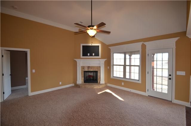 350 Legends Pointe #38, Lebanon, TN 37090