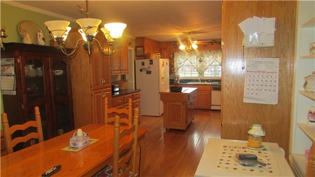 1126 Houston Dr, Murfreesboro, TN 37130