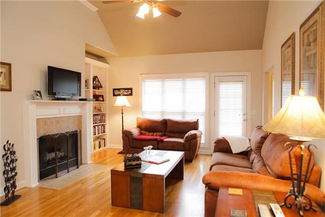 3103 Shropshire Ct, Thompsons Station, TN 37179
