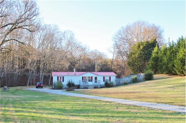 120 Vantrease Rd, Brush Creek, TN 38547