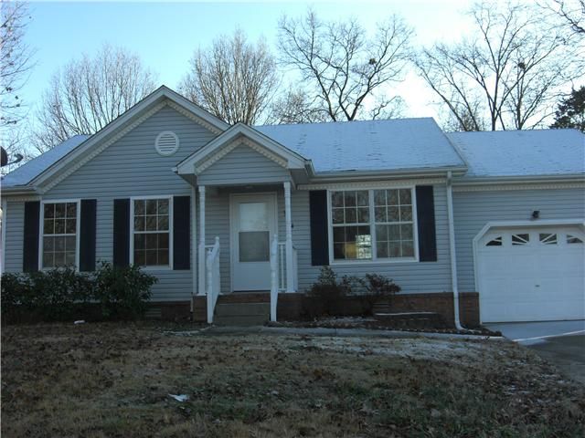 3704 Lake Towne Dr, Antioch, TN 37013