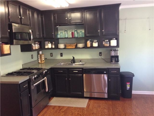 100 Rustic Wood Ct, Spring Hill, TN 37174