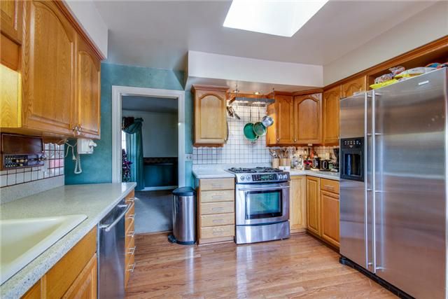 1035 Nesbitt Dr, Nashville, TN 37207