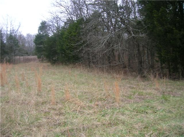 1756 Barker Rd, Columbia, TN 38401