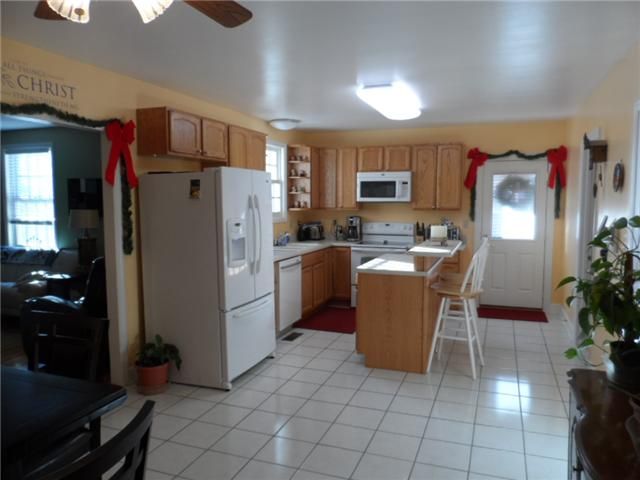 215 Fairway Dr, Nashville, TN 37214