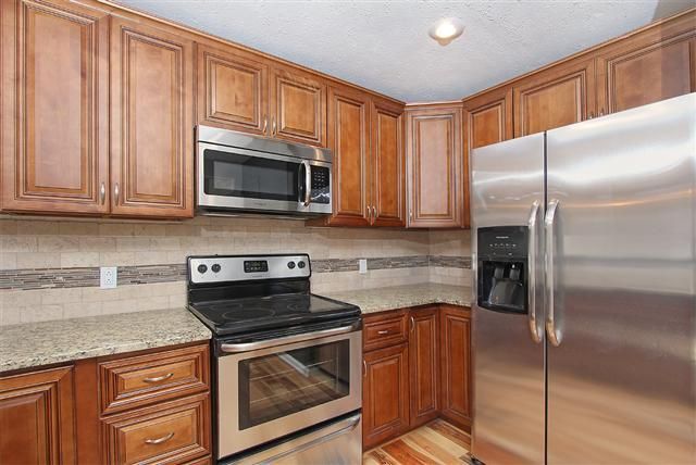 5590 Vanderbilt Rd, Old Hickory, TN 37138