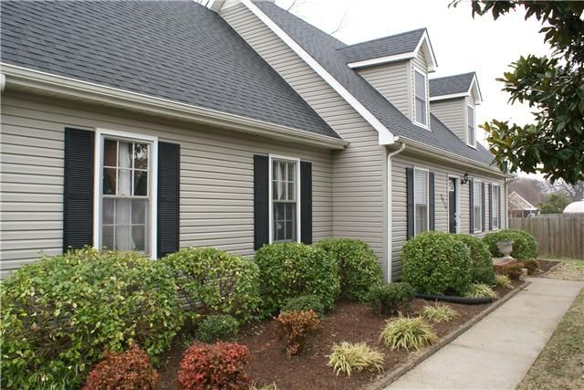 2414 Briar Bend Dr, Murfreesboro, TN 37128