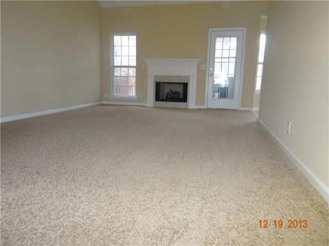 2941 Harbor Lights Dr, Nashville, TN 37217
