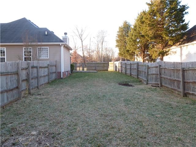 210 Sunnycrest Dr, Murfreesboro, TN 37129