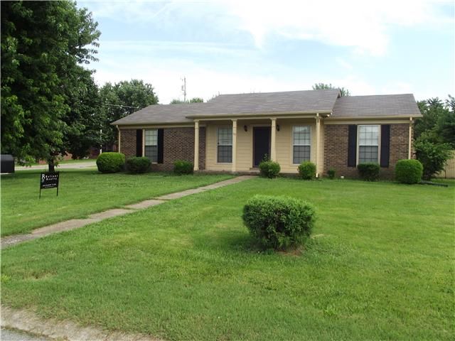103 R W Gordon Dr, Springfield, TN 37172