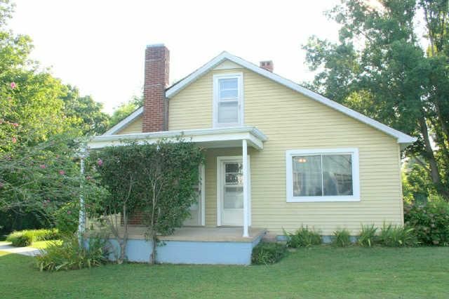 405 3rd Ave, Columbia, TN 38401