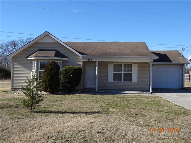 206 Hermitage Dr, Smyrna, TN 37167