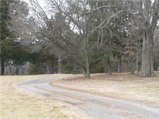 1301 E Jefferson Pike, Murfreesboro, TN 37130