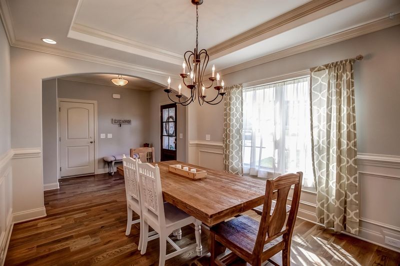 8009 Timber Cove Dr, Mount Juliet, TN 37122
