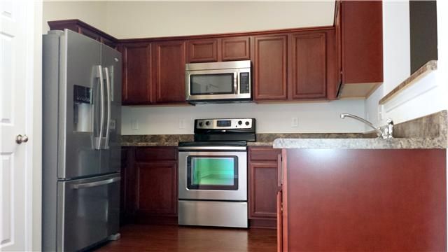 1311 Crown Point Pl, Nashville, TN 37211