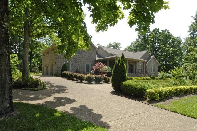 1205 Camp Ravine Rd, Burns, TN 37029