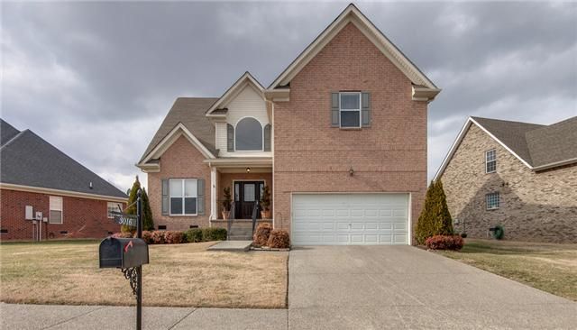 3016 Honeysuckle Dr, Spring Hill, TN 37174