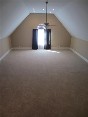 113 Oglethorpe Ave, Hendersonville, TN 37075