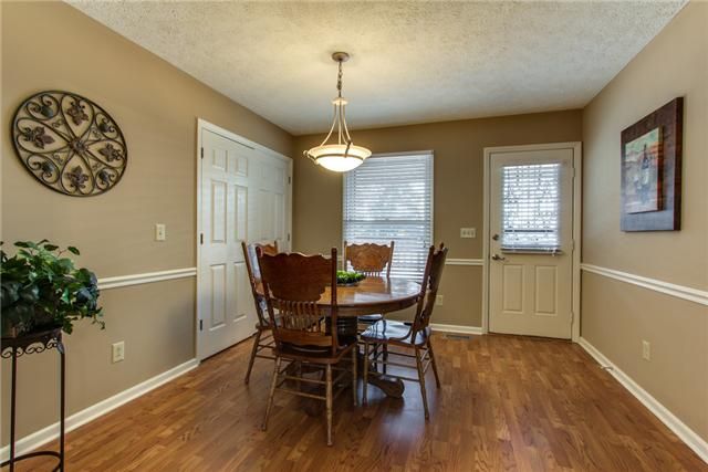 1011 Meadowbrook Rd, Murfreesboro, TN 37129