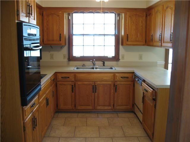 1633 Pawnee Trl, Madison, TN 37115