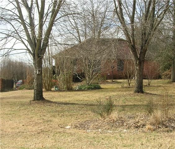 1104 Rebekah Ln, Columbia, TN 38401