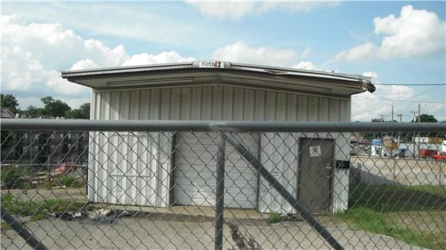 1023 W Douglas Ave, Nashville, TN 37206