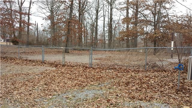 106 Cecil St, Dickson, TN 37055
