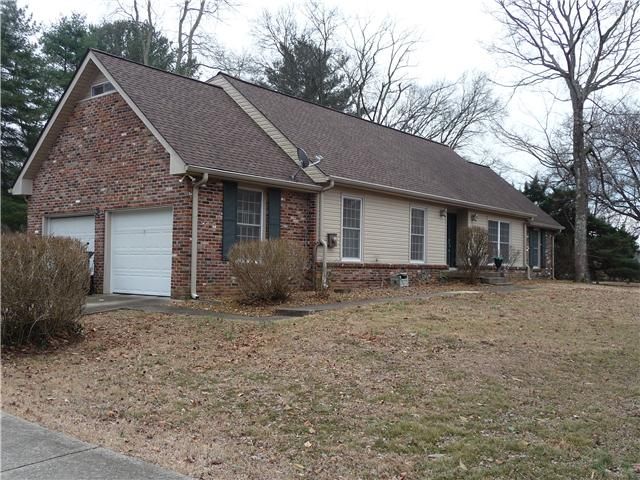 700 Valley Brook Dr, Mount Juliet, TN 37122