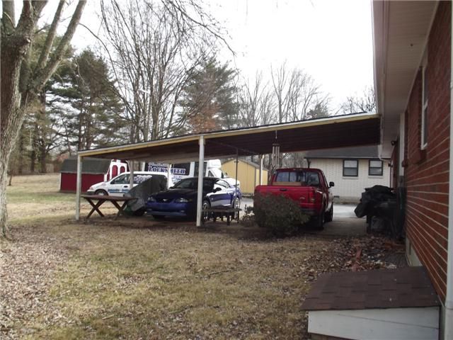 619 Paces Ferry Dr, Nashville, TN 37214